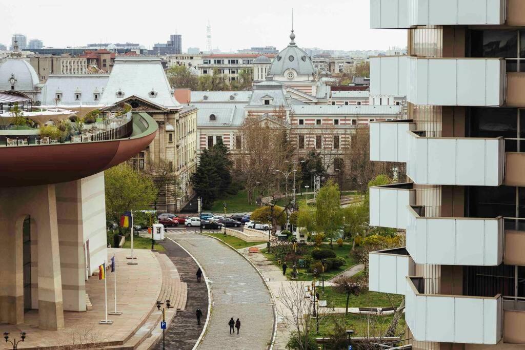 Stunning Views 2br Intercontinental Flat * Bucarest