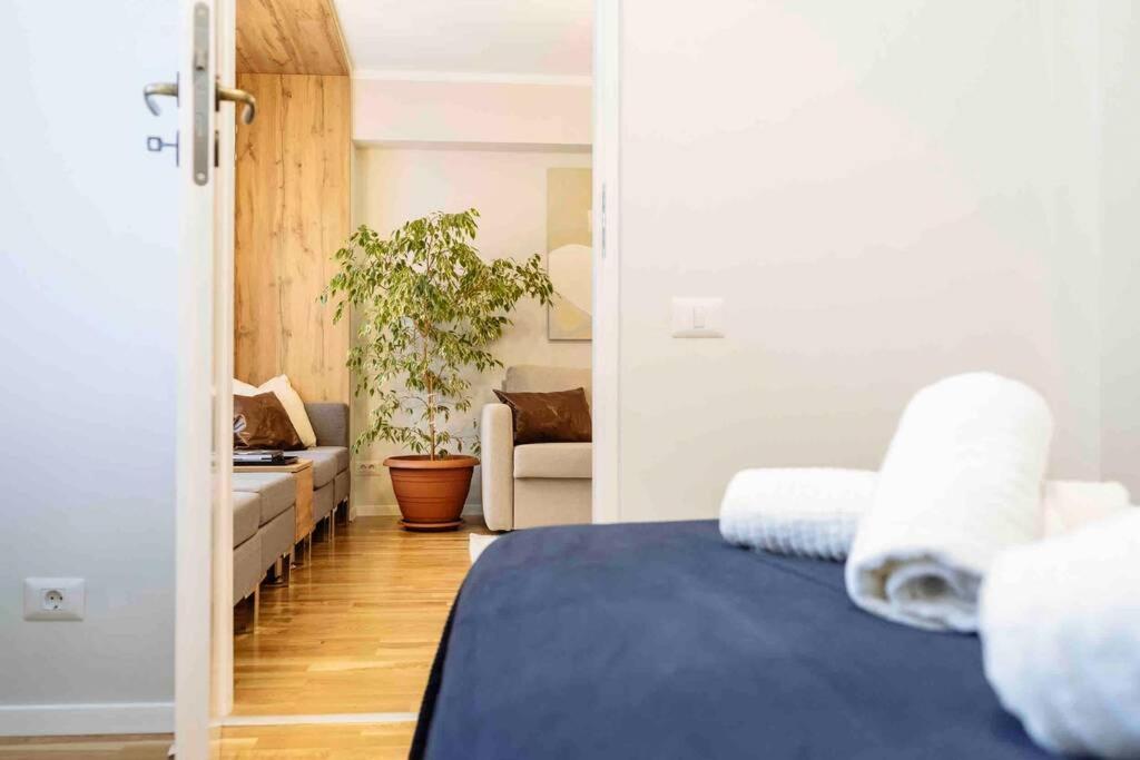 Stunning Views 2br Intercontinental Flat Appartamento Bucarest